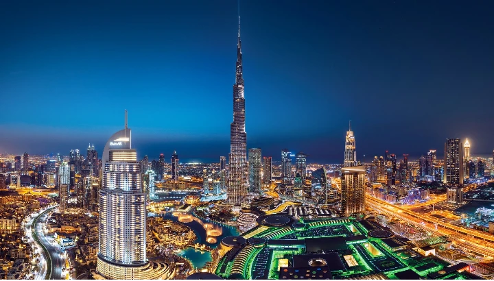 今天！美仪现身迪拜